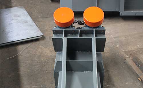 AYX爱游戏ios:安和精细获得线性振荡器专利结构相对比较简单、拼装便利且振荡功能佳